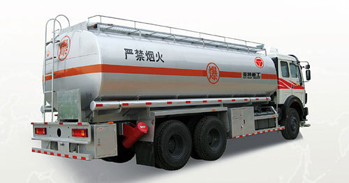 亚特重工 YZ5252GHY 6*4/6*2型液（油）配料送车
