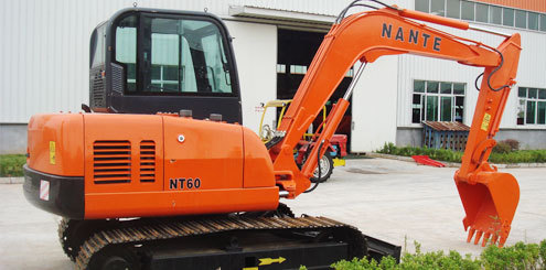 南特 NT60 全液压履带式挖掘机