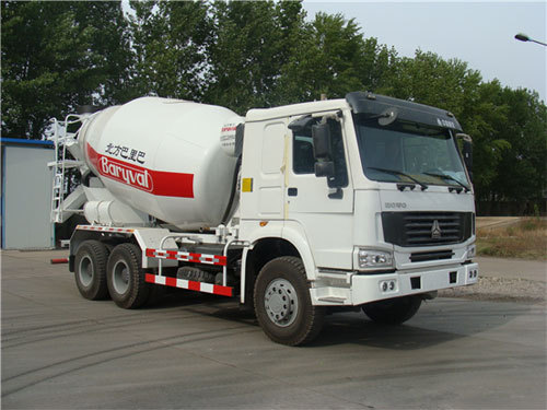 巴里巴 BZ5257GJBZA（重汽豪泺10m³） 搅拌运输车