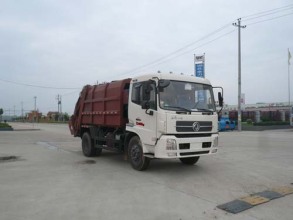楚飞国四东风天锦（4.6吨）压缩式垃圾车高清图 - 外观