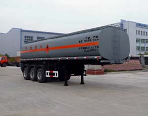 「楚飞半挂车三轴化工液体,34.5立方半挂车」楚飞 三轴化工液体/34.5立方 运输半挂车参数配置