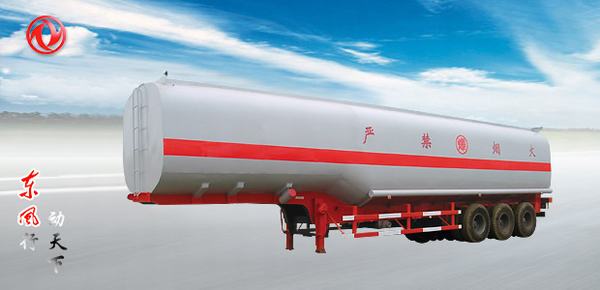 「东风半挂车三桥运油半挂车」东风 三桥运油 半挂车参数配置