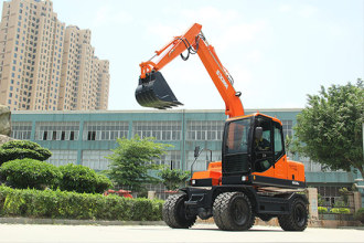 华南重工HNE80W轮式挖掘机高清图 - 外观