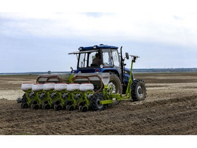 德邦大为 2505型 种植施肥机械