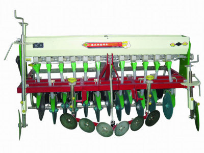 德农农机 2B-12 种植施肥机械