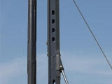 【高强钢板】桅杆采用高强钢板，轻量化设计。