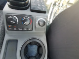 【油门旋钮】油门旋钮可以轻便的控制发动机转速。