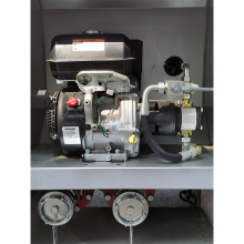 【汽油机泵】采用汽油机备用动力，实现车辆收回时的所有动作，提高车辆的应急功能。