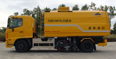 易山重工ESN5160TSL重尘路面快扫车（清扫车、扫路车 、环卫车  ）高清图 - 外观