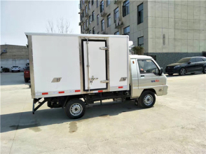 程力箱长2.6米~2.9米福田驭菱冷藏车高清图 - 外观