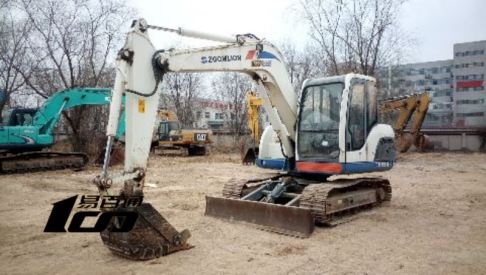 河北24万元出售8成新中联重科二手ZE80E-I挖掘机