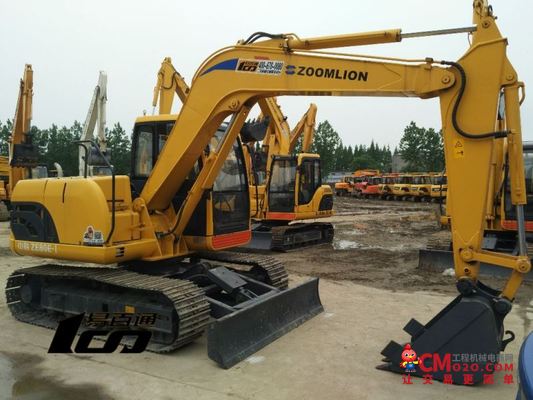 四川成都市二手机中联重科ZE80E-I挖掘机