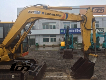 山东19.1万元出售8成新中联重科二手ZE85E挖掘机