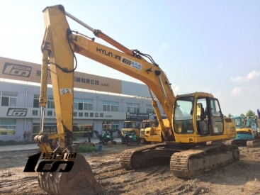 山东10.6万元出售8成新现代二手R220-5挖掘机