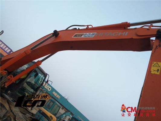 北京92.1萬元出售8成新日立二手ZX330-5G挖掘機